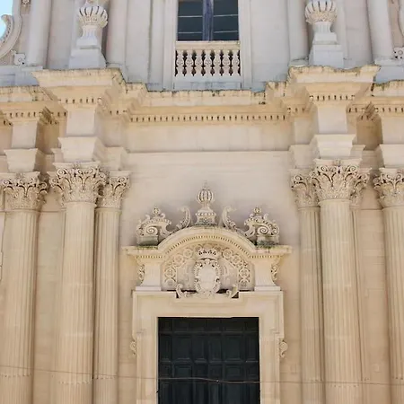 Palazzo Apostolico Orsini Apartamento *