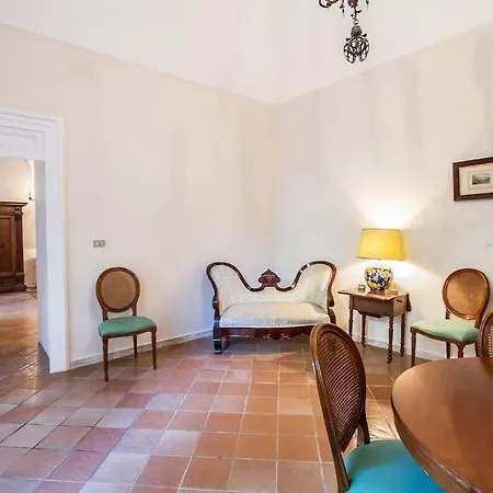 Palazzo Apostolico Orsini Appartement