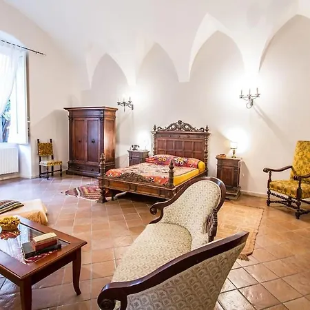 Palazzo Apostolico Orsini Pt Lecce